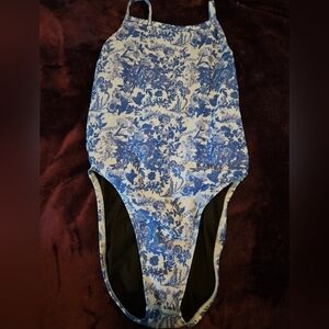 Jolyn Everflower 32 Jackson EUC